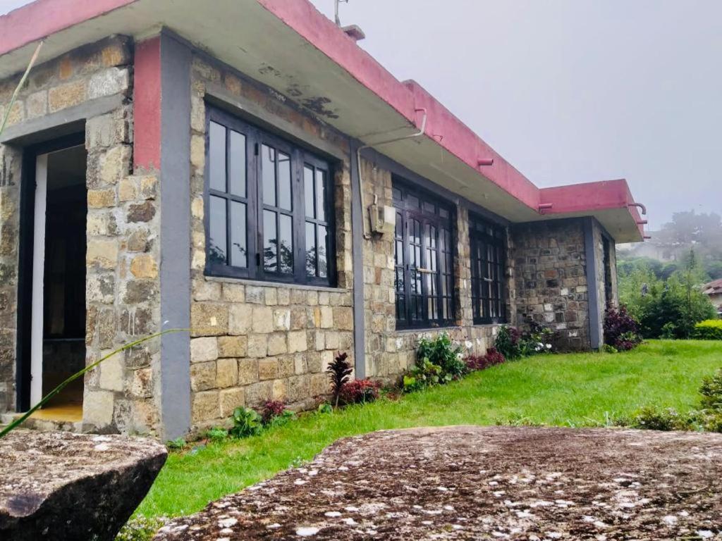 Misty Mountain Lodge Охия Экстерьер фото